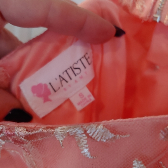 Coral Lace Dress Slit and Cut Out Size Small - Picture 5 of 6